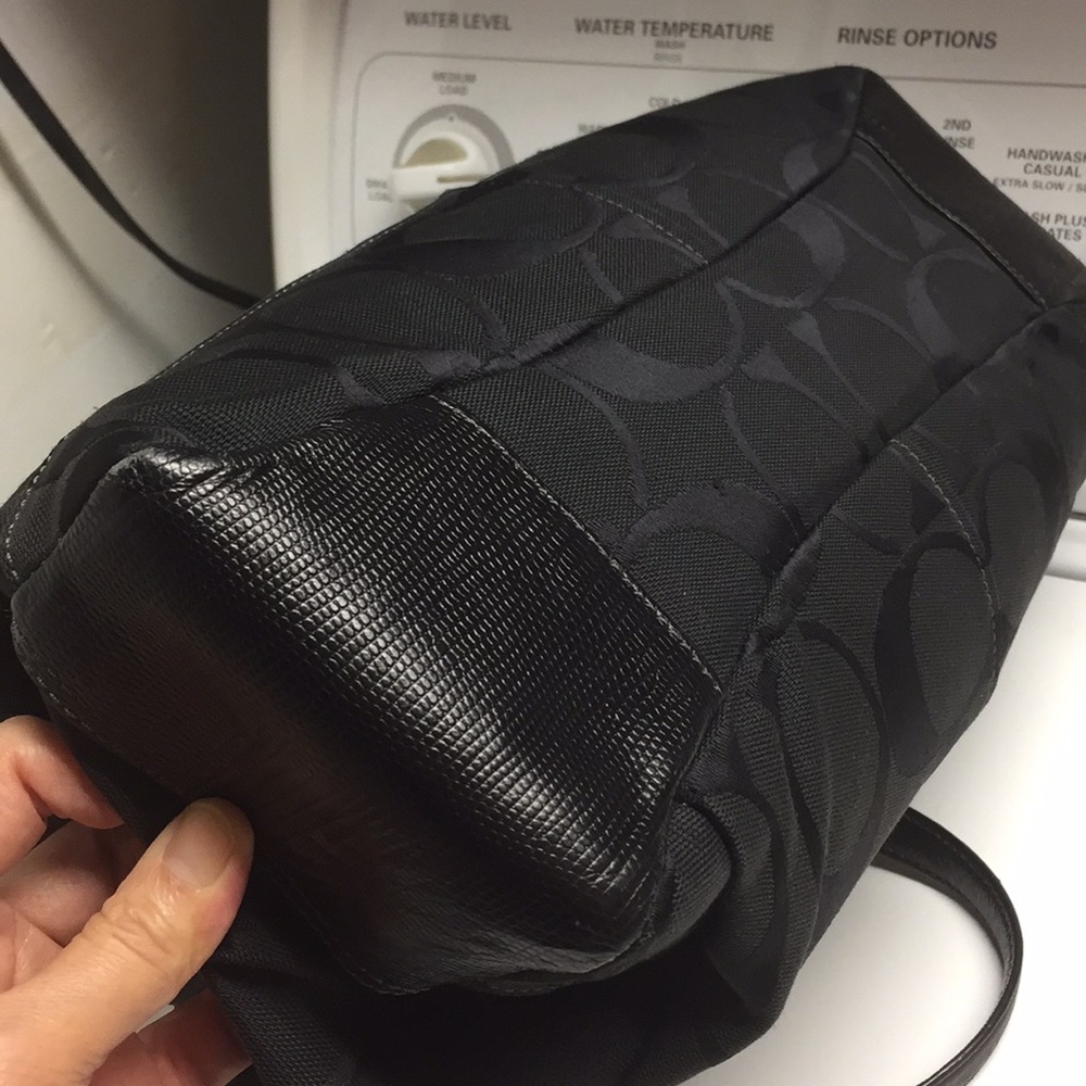Coach tote Final Sale - Picture 3 of 7